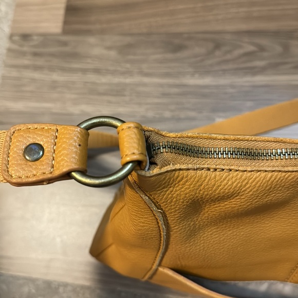 The Sak Pebbled Leather Golden Cognac Multi Pockets Zip Top Crossbody Handbag - Picture 17 of 17